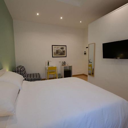 Bed and Breakfast Domus Castroni Germanico Roma Exterior foto
