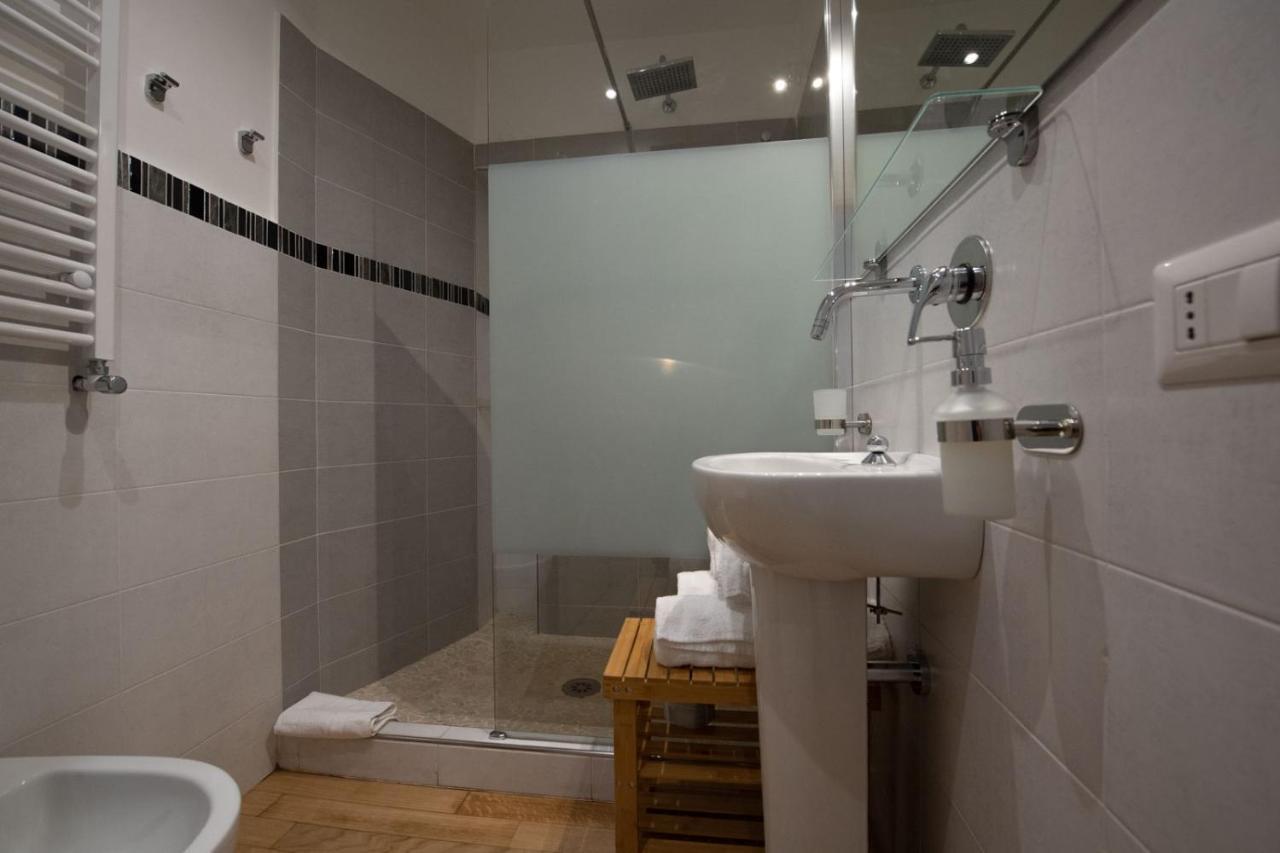 Bed and Breakfast Domus Castroni Germanico Roma Exterior foto