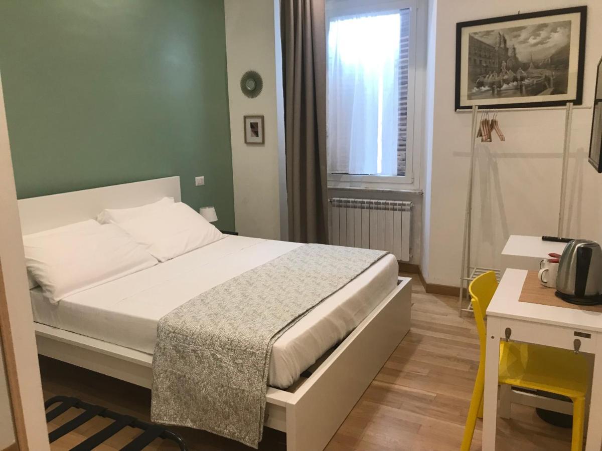 Bed and Breakfast Domus Castroni Germanico Roma Exterior foto